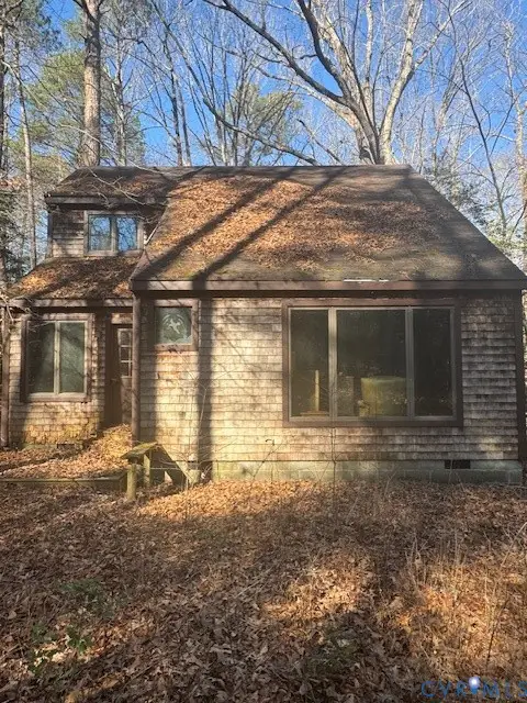 9679 Bridges Bend Road, Gloucester, VA 23061