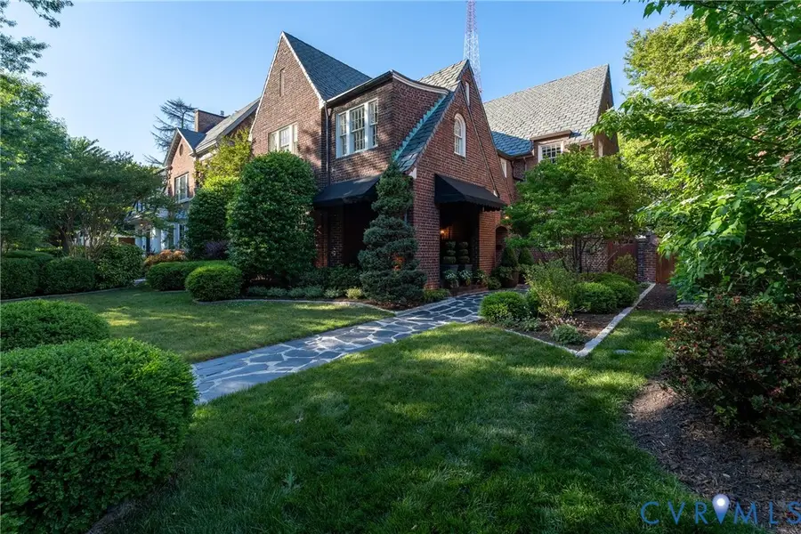 3206 Monument Avenue, Richmond, VA 23221 - #3