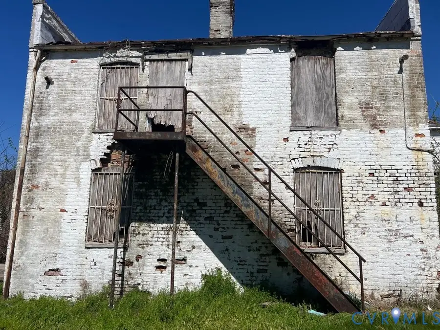 646 W Washington Street, Petersburg, VA 23803 - #3