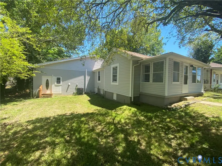 431 S 18th Avenue, Hopewell, VA 23860 - #2