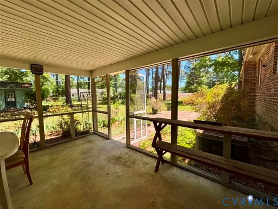 106 Windmere Drive, Colonial Heights, VA 23834 - #3