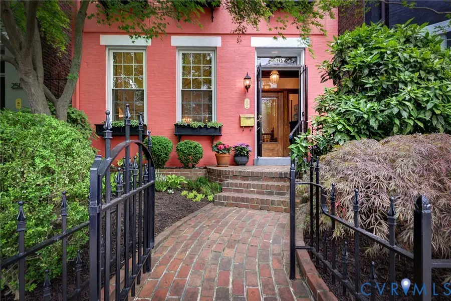 2507 Kensington Avenue, Richmond, VA 23220 - #3