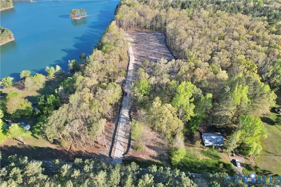 13216 Bradley Bridge Road, Chester, VA 23831 - #2