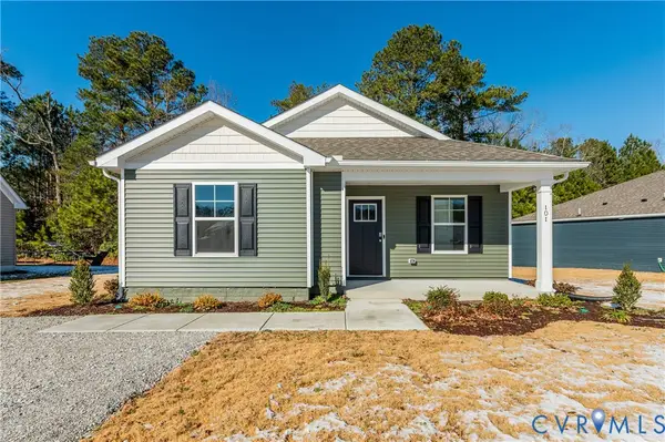 99 Byway Circle, Kilmarnock, VA 22482