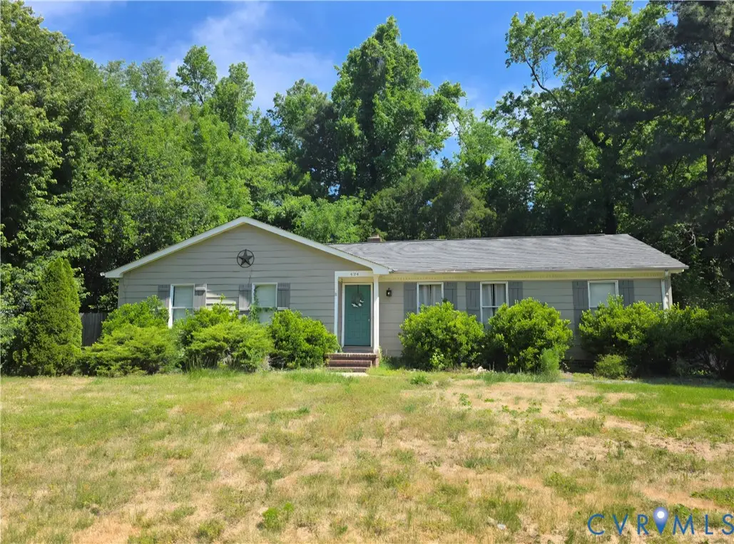 424 Nottingham Drive, Colonial Heights, VA 23834 - #1