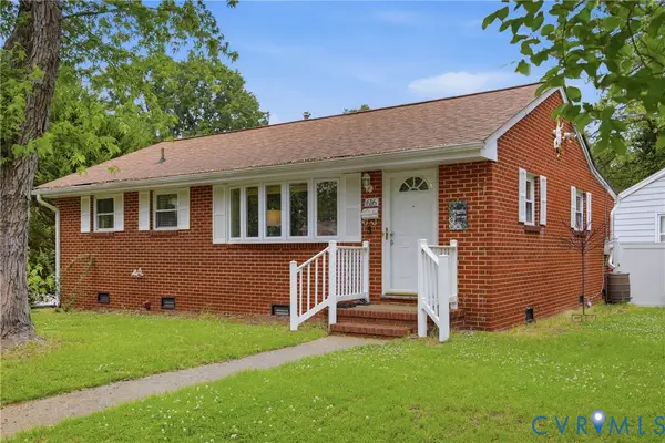 616 Pinehurst Avenue, Colonial Heights, VA 23834