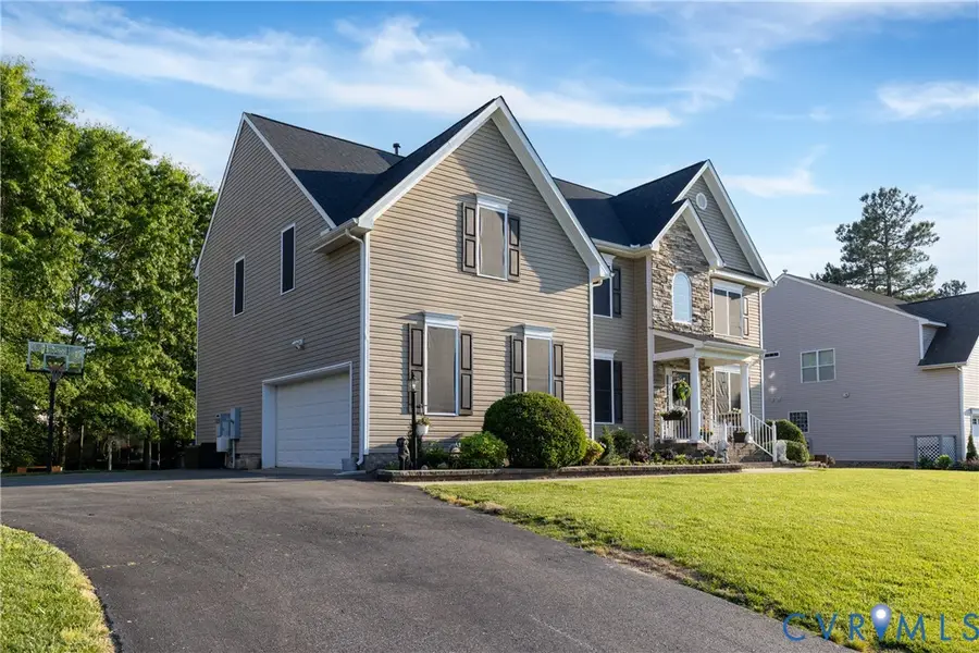 11306 Longtown Drive, Midlothian, VA 23112 - #2