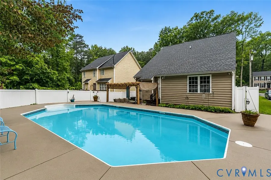 10001 Crystal Lake Avenue, Glen Allen, VA 23059 - #2
