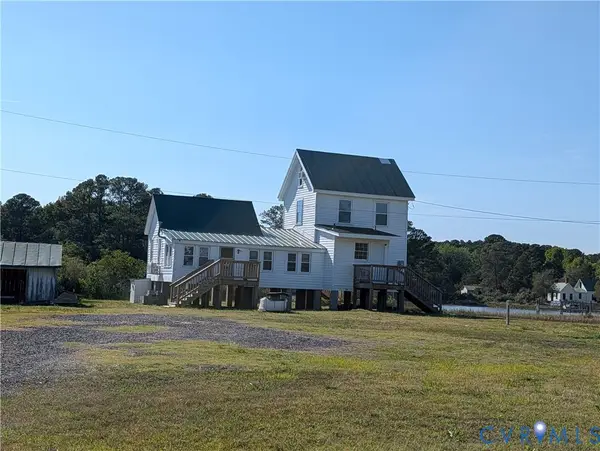 366 Dyers Creek Road, New Point, VA 23138