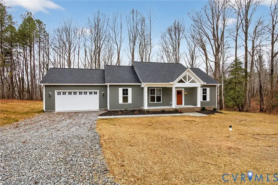 115 E Sunrise Drive, Warsaw, VA 22572 - #2