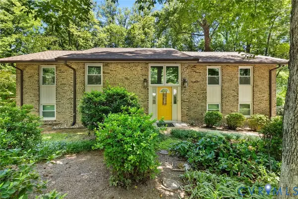 9024 Anbern Drive, North Chesterfield, VA 23235