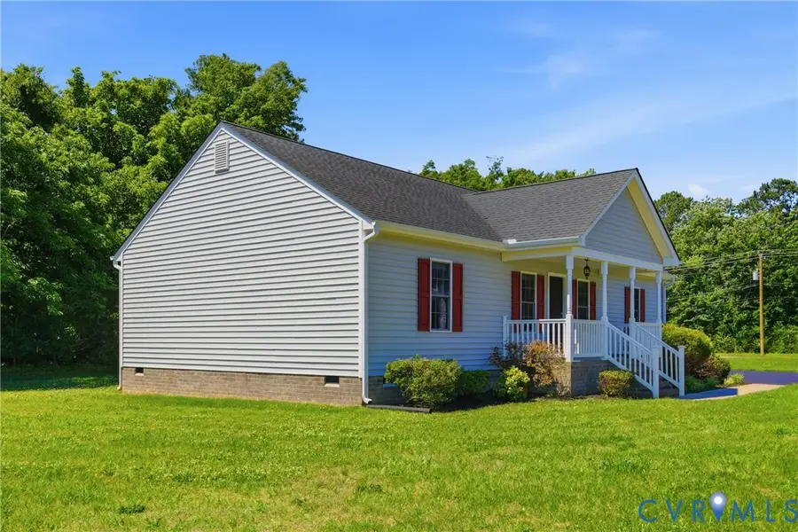 6401 Mahone Street, Matoaca, VA 23803 - #3