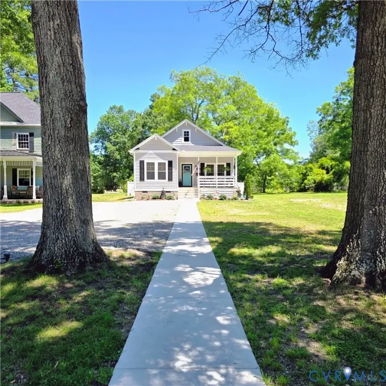 805 S Main Street, Blackstone, VA 23824 - #2