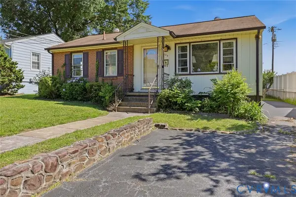625 Pinehurst Avenue, Colonial Heights, VA 23834