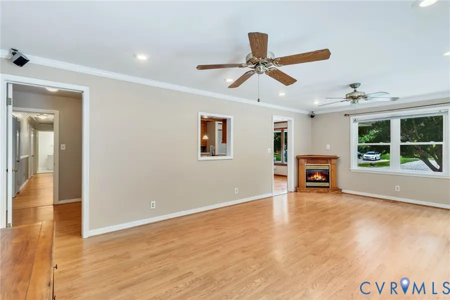 34 Oakland Street, Kilmarnock, VA 22482 - #2