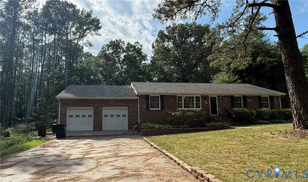 12804 Chester Drive, Disputanta, VA 23842