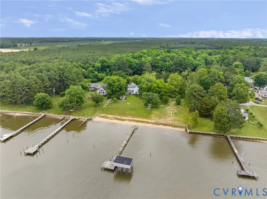 242 Old Farm Drive, Shacklefords, VA 23156 - #2