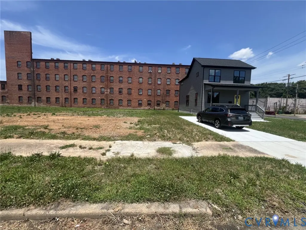 905 Commerce Street, Petersburg, VA 23803 - #1