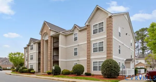 431 Old Colonial Way #302, Newport News, VA 23608
