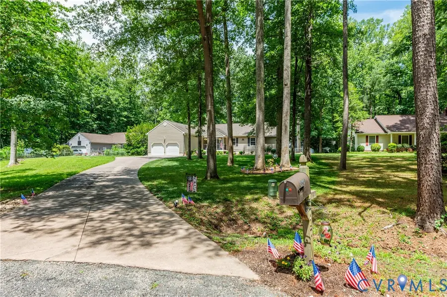 6717 Mill Lane, Gloucester, VA 23061 - #2