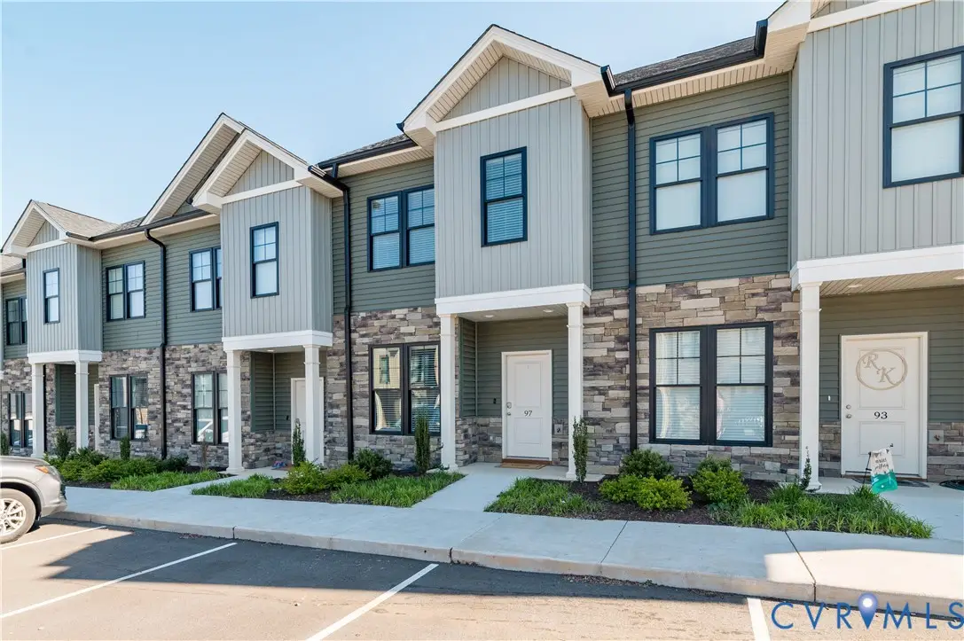 97 English Commons Drive, Seneca, VA 24501 - #1