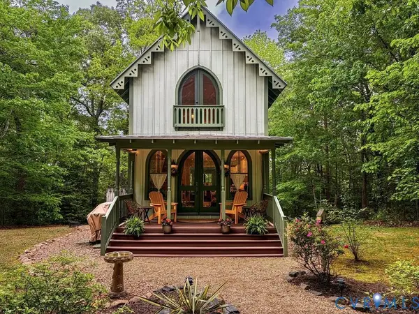 209 Broadway, Irvington, VA 22480