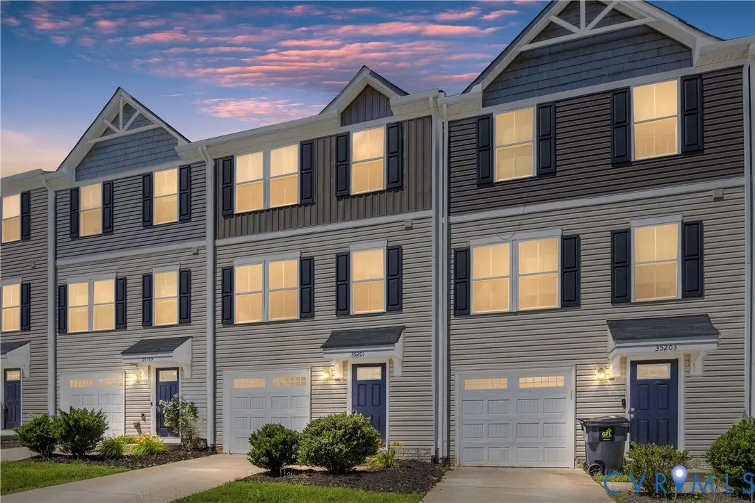 35201 Sara Ct, Locust Grove, VA 22508 - #1