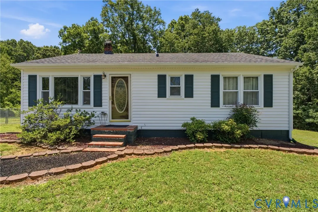 303 W 8th Street, Mineral, VA 23117 - #1