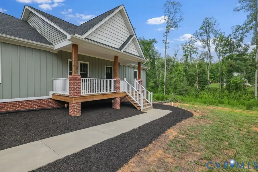 3259 Three Bridge Road, Powhatan, VA 23139 - #2