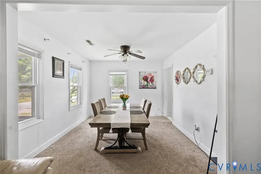 7 W Berry Street, Sandston, VA 23150 - #2