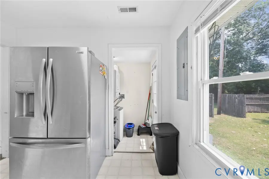 7 W Berry Street, Sandston, VA 23150 - #3