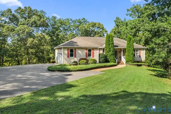 376 Earl Drive, Lancaster, VA 22503