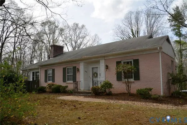 1104 High Street, Farmville, VA 23901