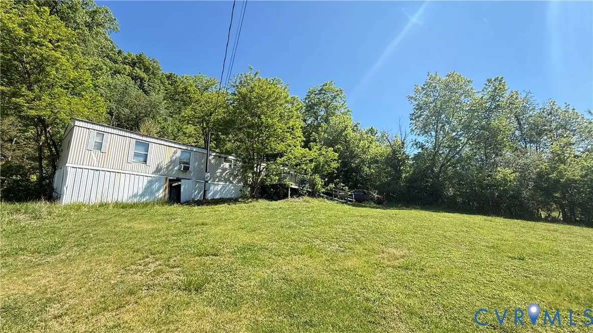 26 Compton Lane, Buchanan, VA 24066 - #1