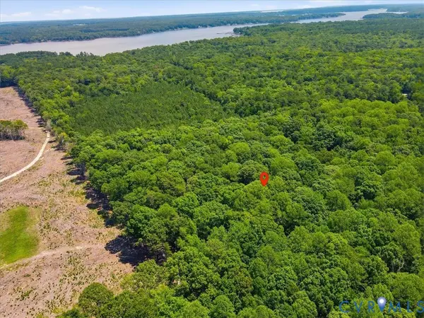7581 Granny Valley Road, Gloucester, VA 23061