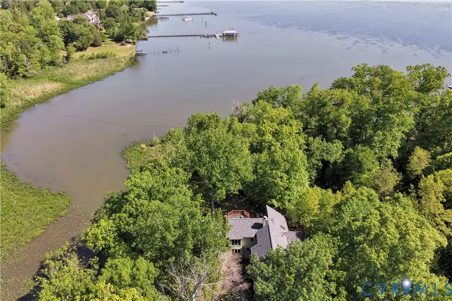 379 Wood Landing Road, Fredericksburg, VA 22405 - #2