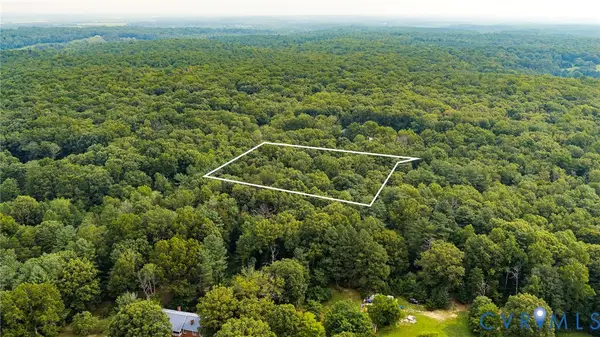 26 Van Buren Road, Burr Hill, VA 22433