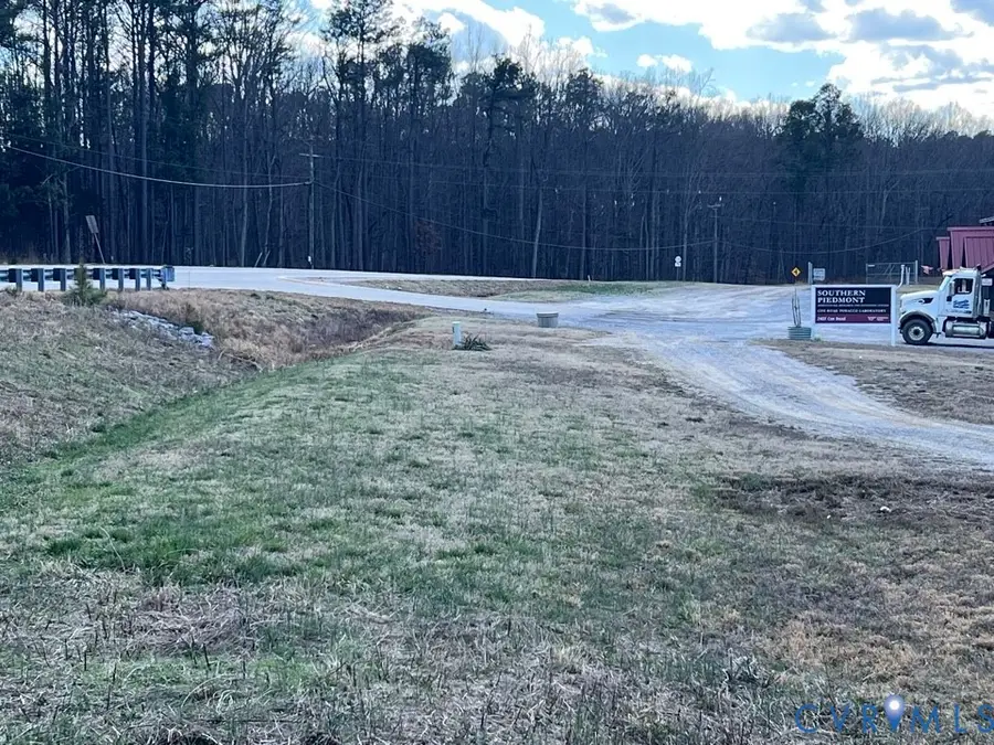 000 Cox -460 Business Road, Blackstone, VA 23824 - #3
