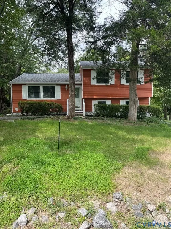 10524 Seacliff Lane, North Chesterfield, VA 23236