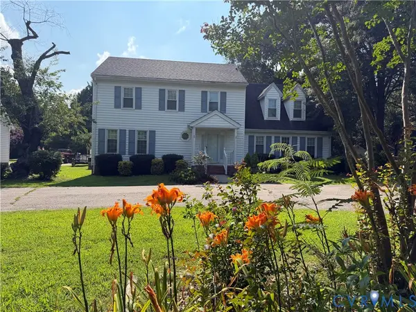 1760 Gloucester Road, Gloucester Point, VA 23062
