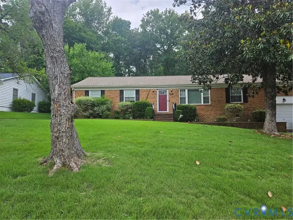 107 Tudor Road, Colonial Heights, VA 23834
