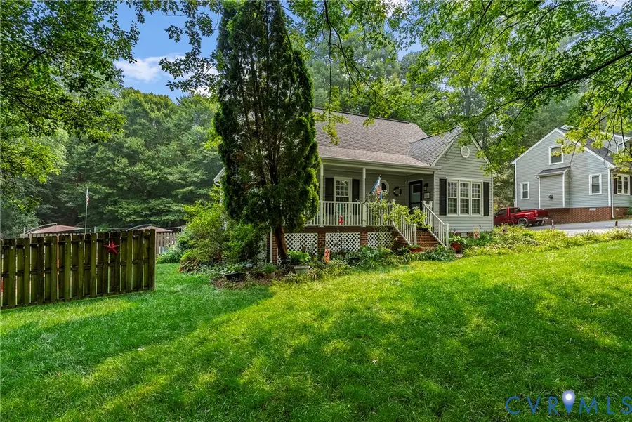 14201 Sonnenburg Drive, Chester, VA 23831 - #2