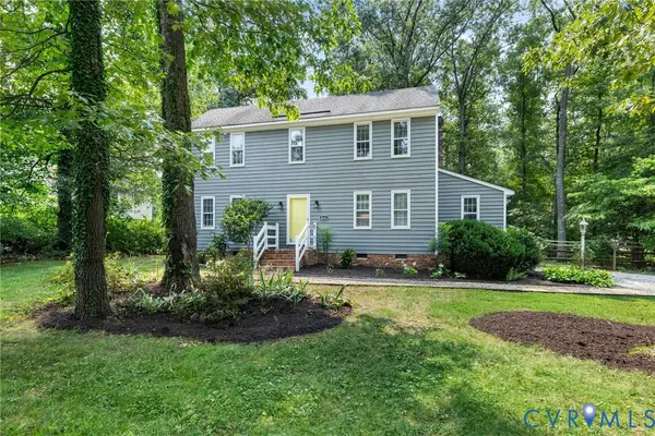 8601 Sunview Lane, North Chesterfield, VA 23235