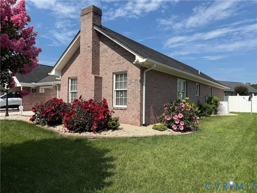 408 Cobblestone Drive, Hopewell, VA 23860 - #2