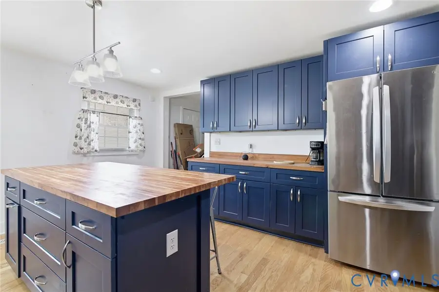 8 N Grove Avenue, Highland Springs, VA 23075 - #2