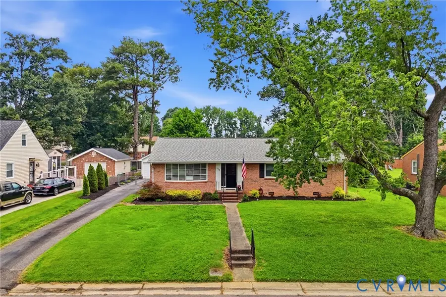 113 S Plains Drive, Petersburg, VA 23805 - #2