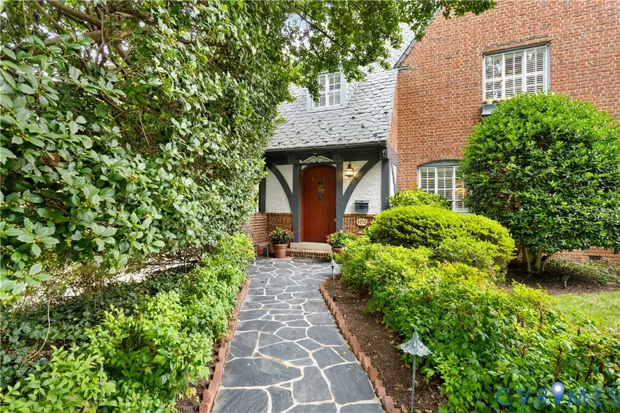 4232 Kingcrest Parkway, Richmond, VA 23221 - #3