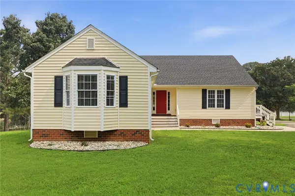 8890 Dunnston Drive, Amelia Courthouse, VA 23002