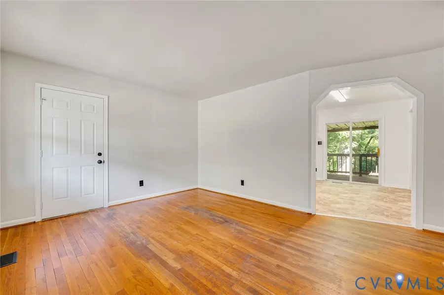 19508 Temple Avenue, South Chesterfield, VA 23834 - #3