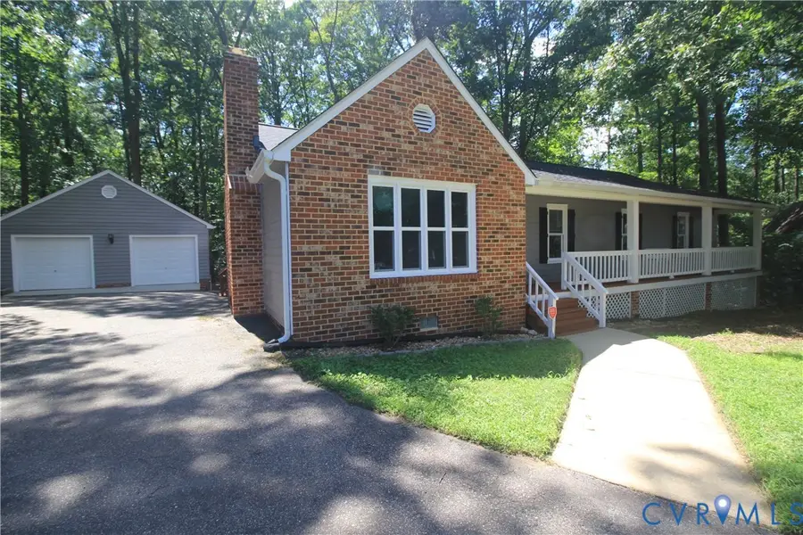 2809 Anglewood Drive, Chester, VA 23831 - #2